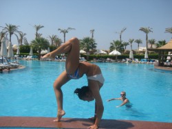 MFC Lisiya very flexible at outdoors pool
